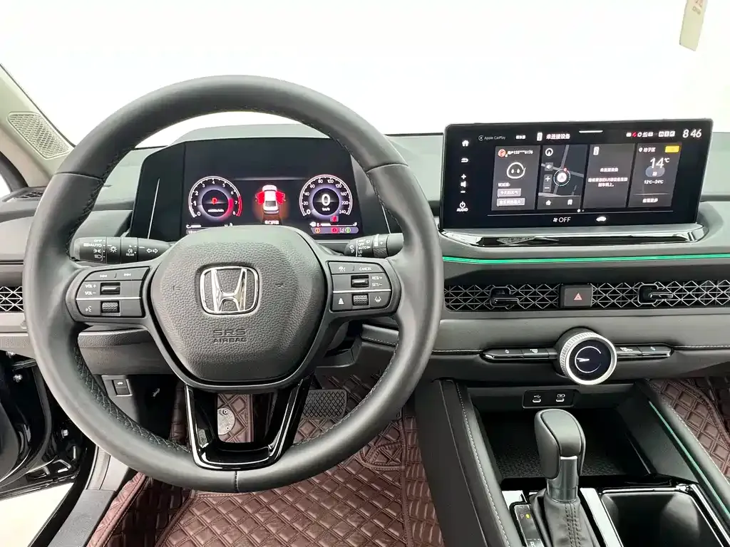 Honda Accord — фото 10