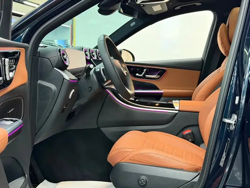 Mercedes-Benz GLC 2023 из CN, фото 8