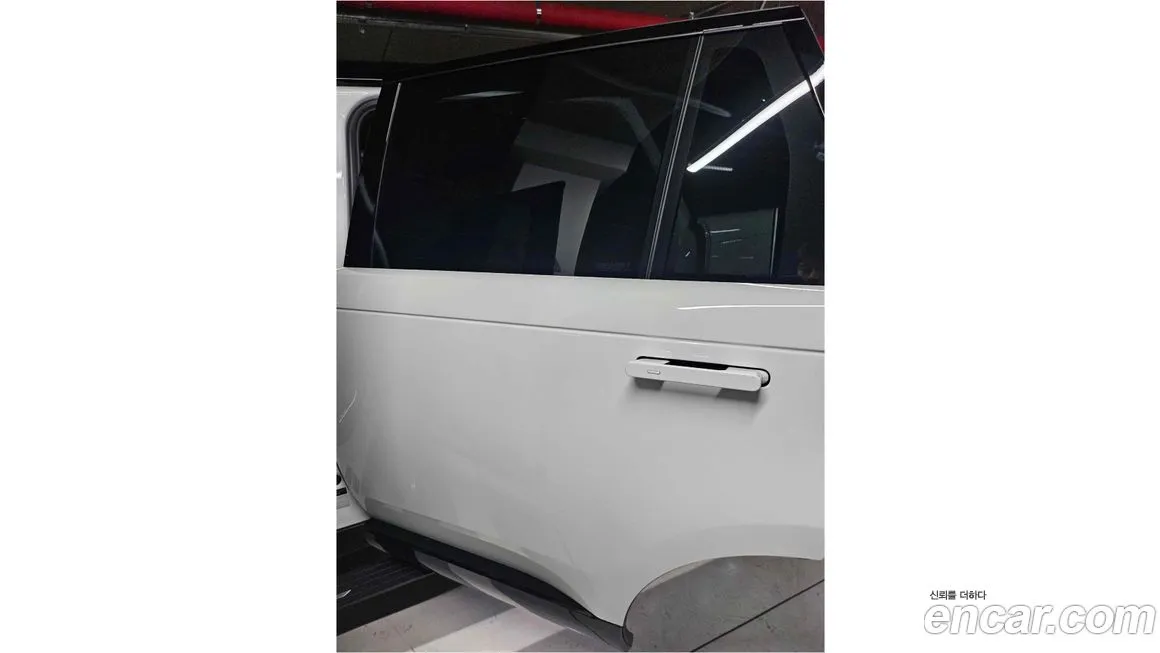 Land Rover Range Rover 2023 из KR, фото 9