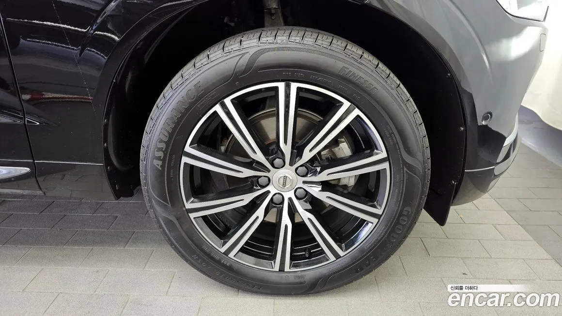 Volvo XC60 2021 из KR, фото 3