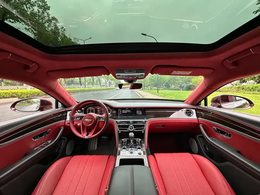 Bentley Flying Spur 2021 из CN, фото 5