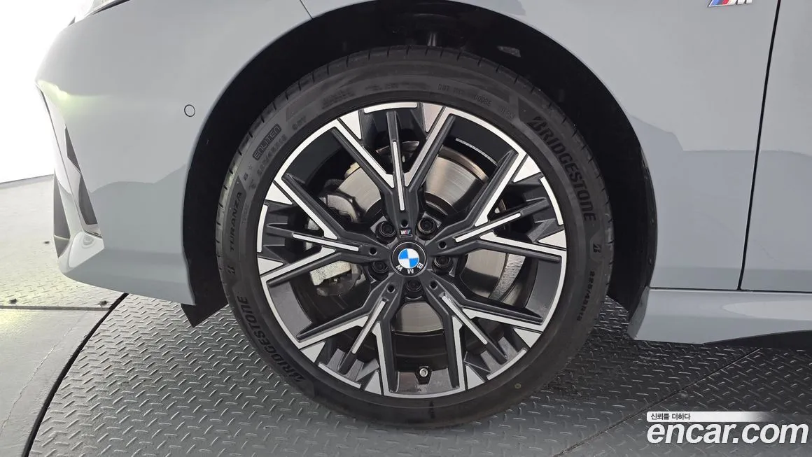 BMW 1-Series 2025 из KR, фото 7