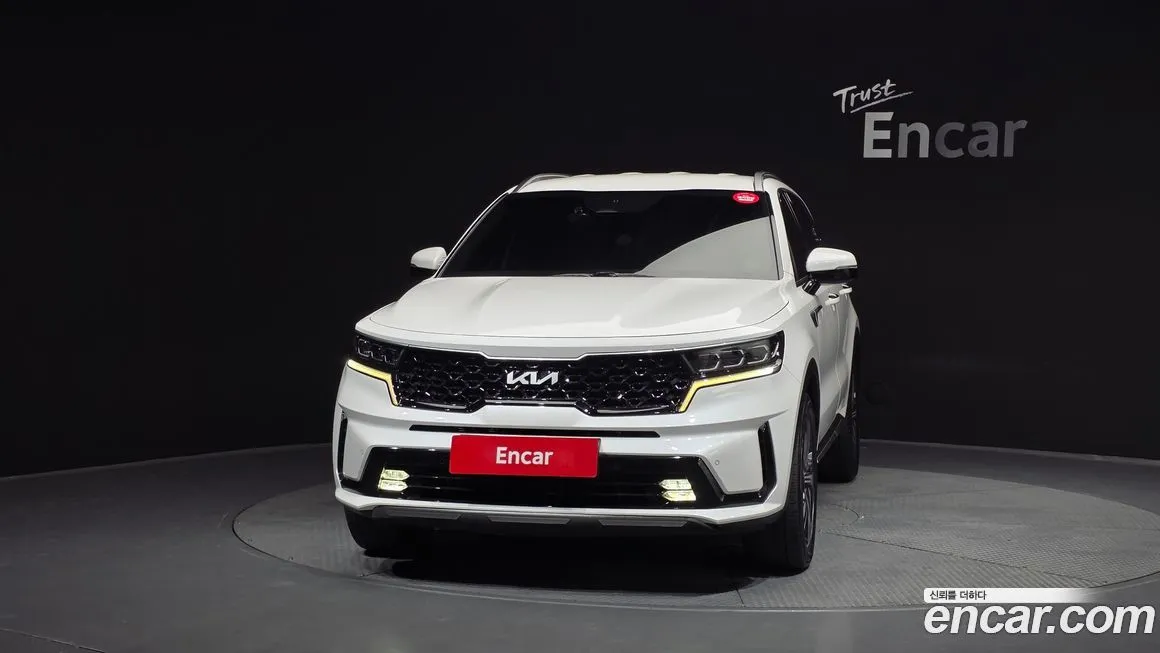 Kia Sorento — фото 9