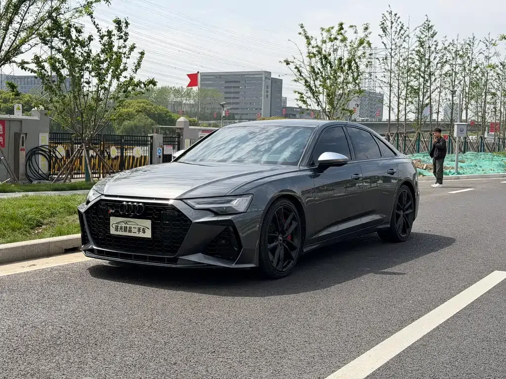 Audi S6