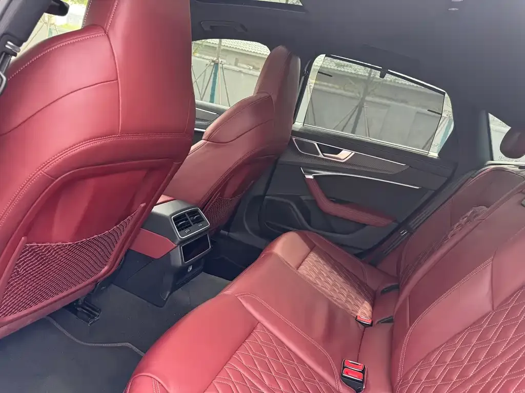 Audi S6 2022 из CN, фото 5
