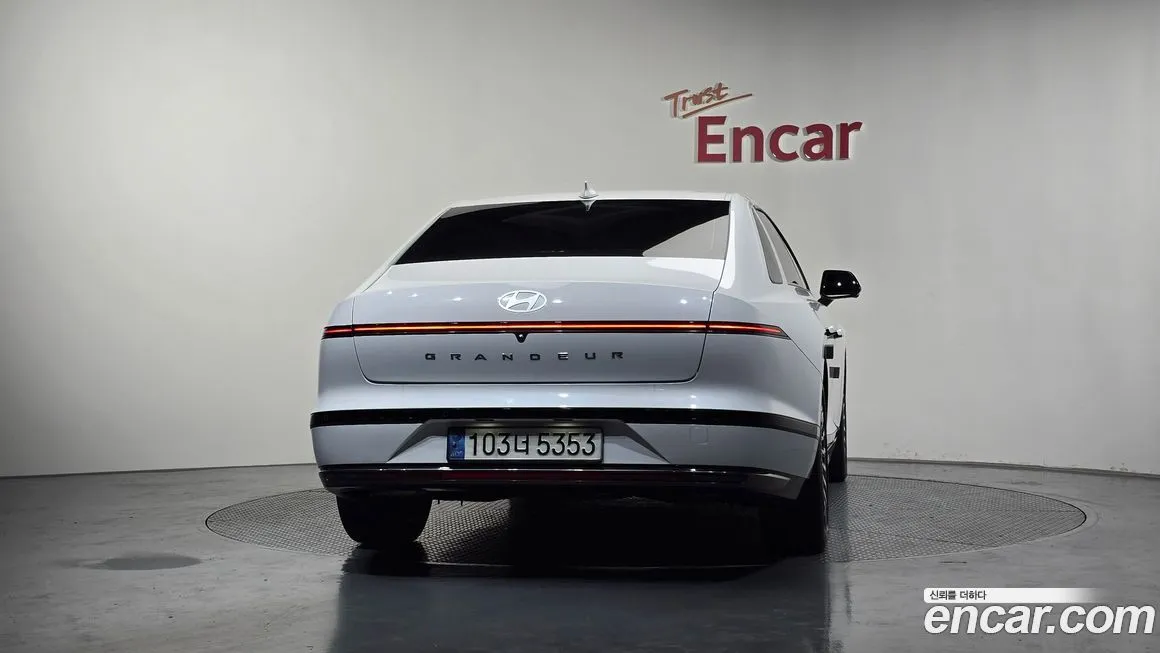 Hyundai Grandeur 2023 из KR, фото 2