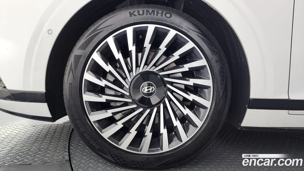 Hyundai Grandeur 2023 из KR, фото 8