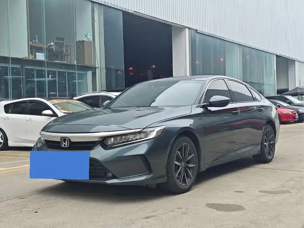 Honda Inspire — фото 1