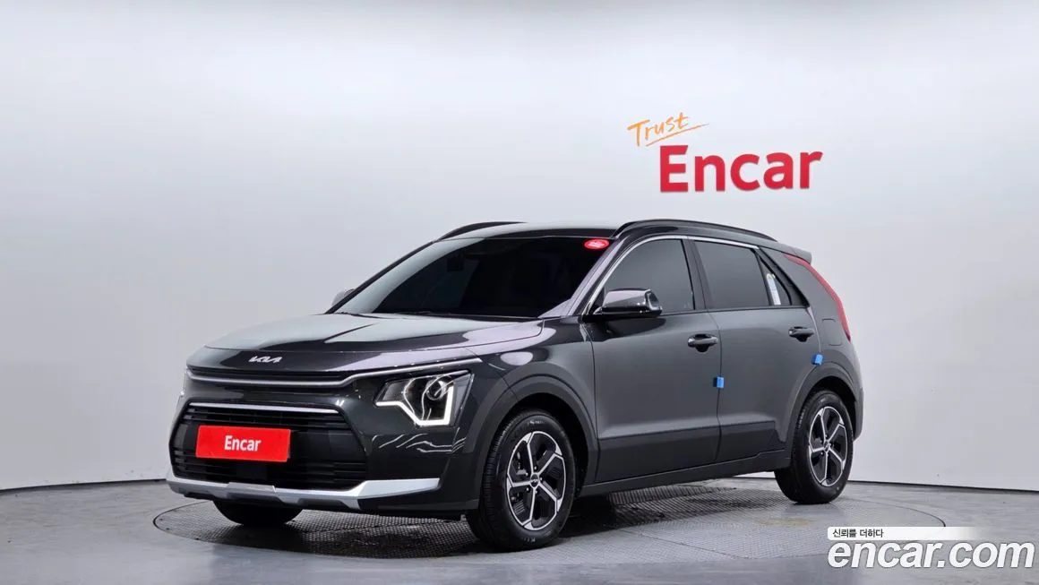 Kia Niro — фото 1