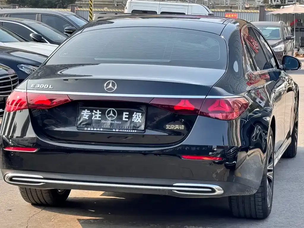 Mercedes-Benz E-Class 2024 из CN, фото 9