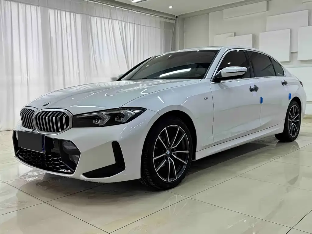 BMW 3 Series — фото 1