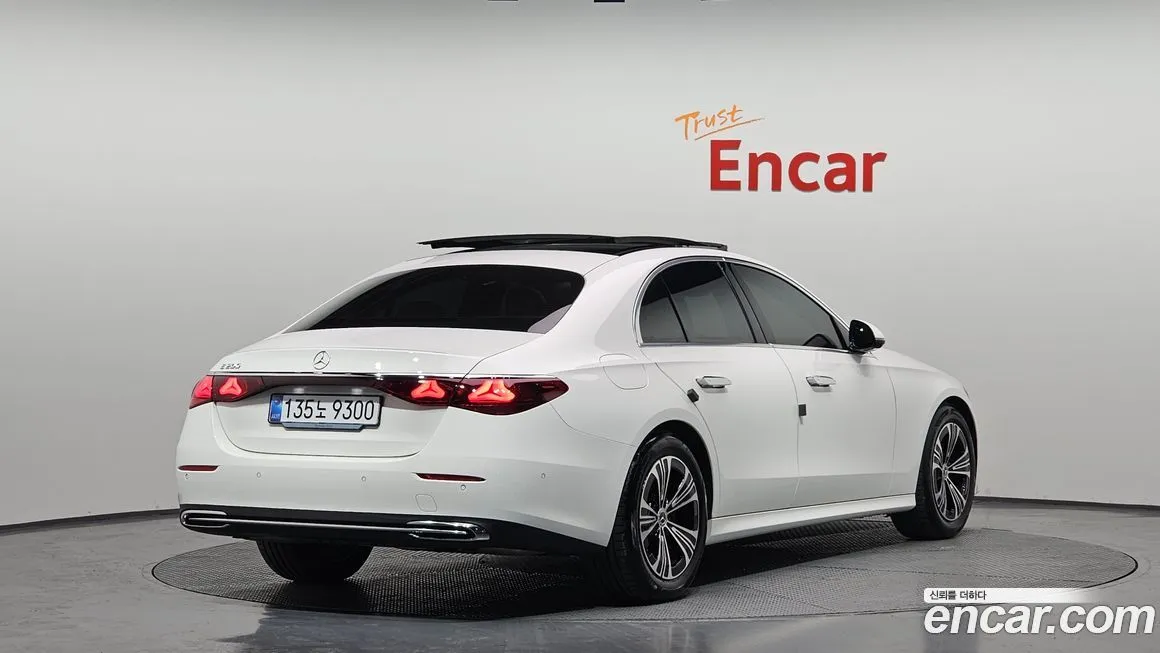 Mercedes-Benz E-Class 2025 из KR, фото 8