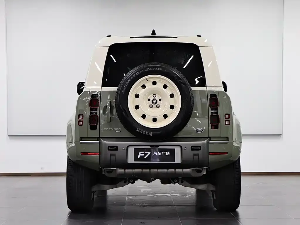Land Rover Defender — фото 3