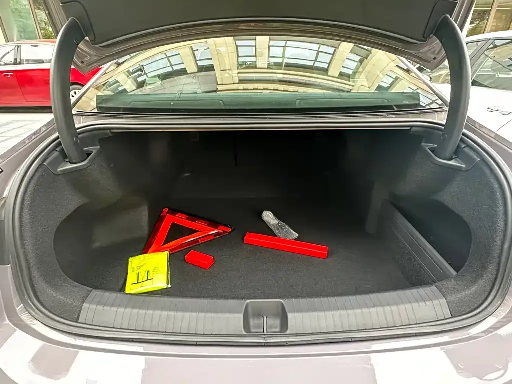 Volkswagen Passat — фото 9