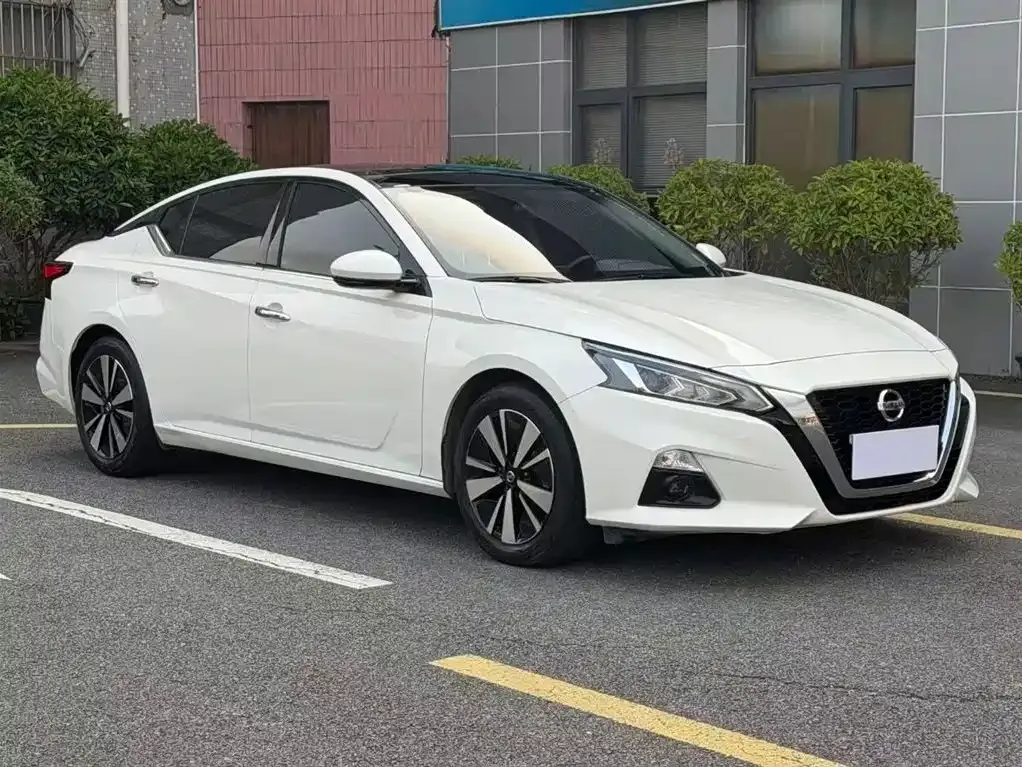 Nissan Teana — фото 6