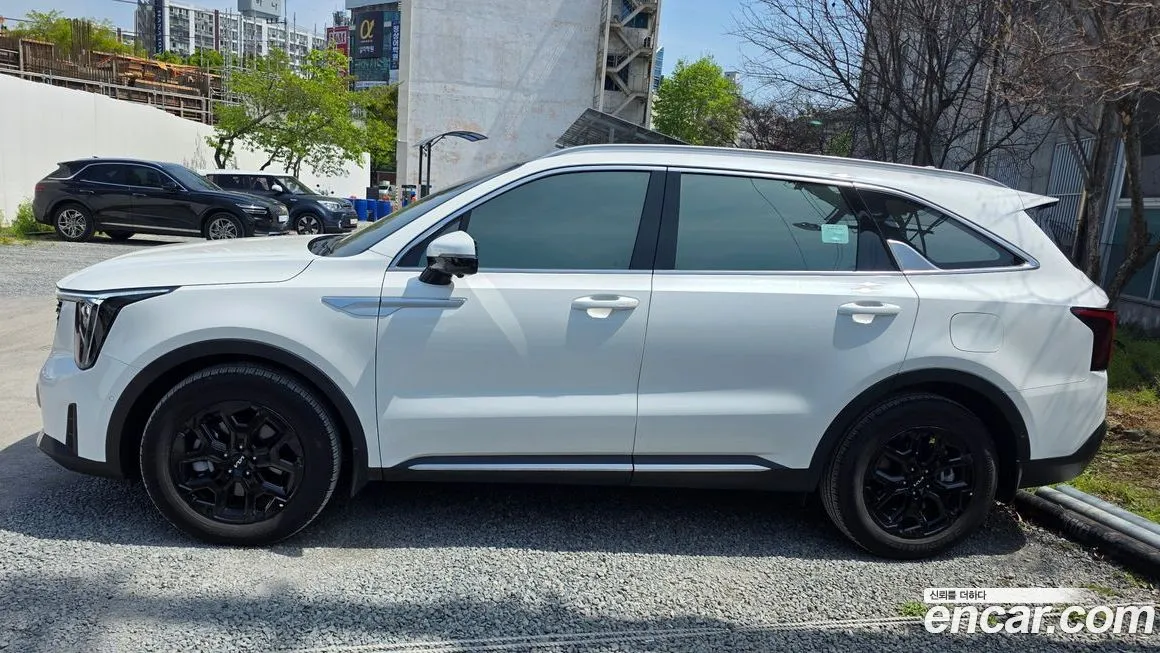 Kia Sorento — фото 6