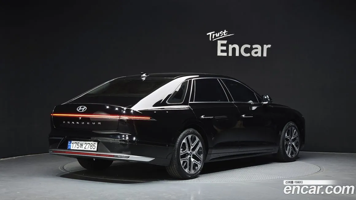 Hyundai Grandeur 2023 из KR, фото 2