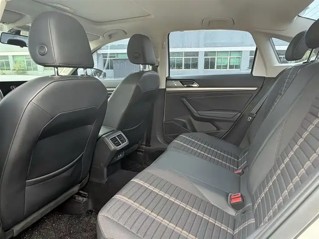 Volkswagen Lavida 2021 из CN, фото 6