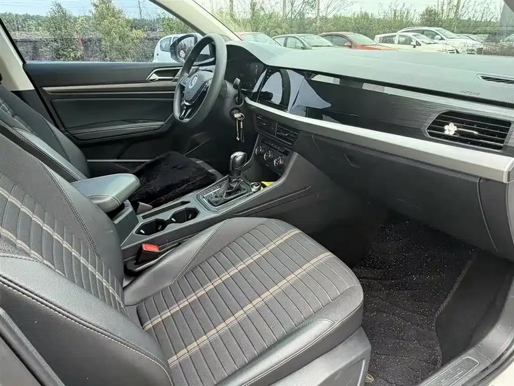 Volkswagen Lavida 2021 из CN, фото 9