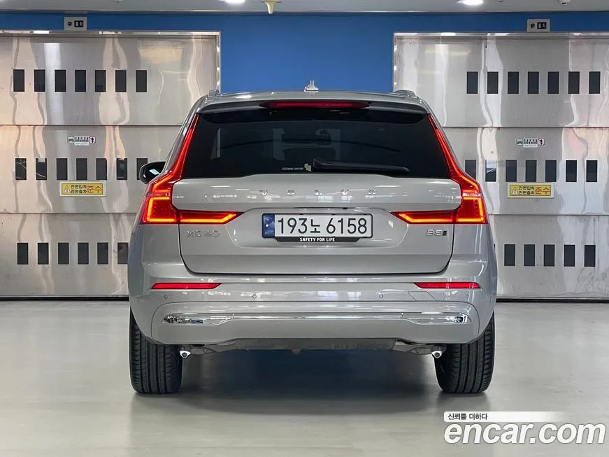 Volvo XC60 — фото 4