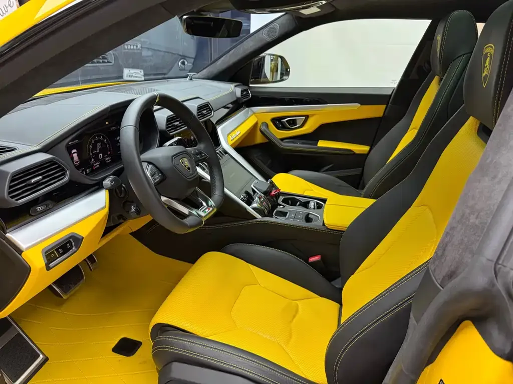 Lamborghini Urus — фото 6