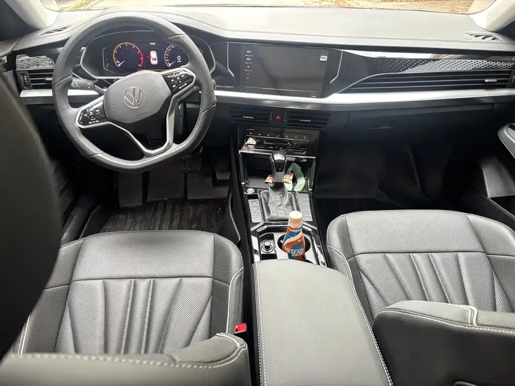 Volkswagen Passat — фото 4