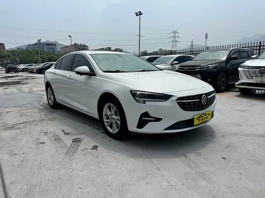 Buick Regal — фото 10