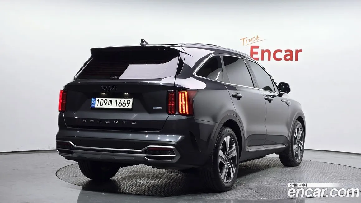Kia Sorento — фото 3