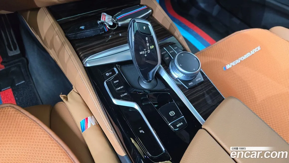 BMW 5-Series 2022 из KR, фото 10