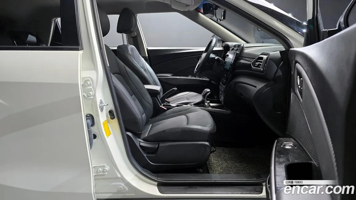 KG Mobility (Ssangyong) TIBOLI 2024 из KR, фото 6