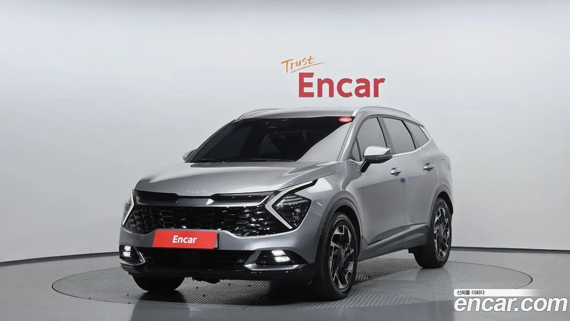 Kia Sportage — фото 1