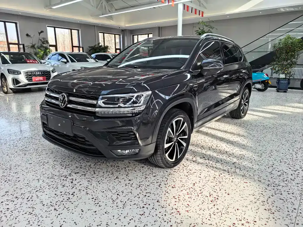 Volkswagen Tharu — фото 1