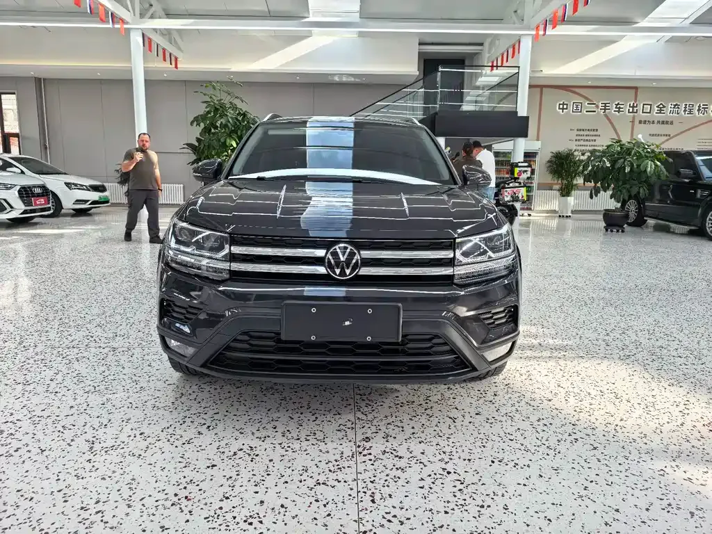 Volkswagen Tharu — фото 7