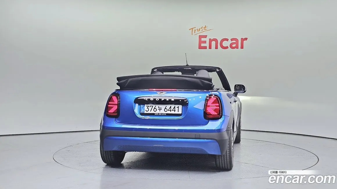 Mini Cooper Convertible — фото 4