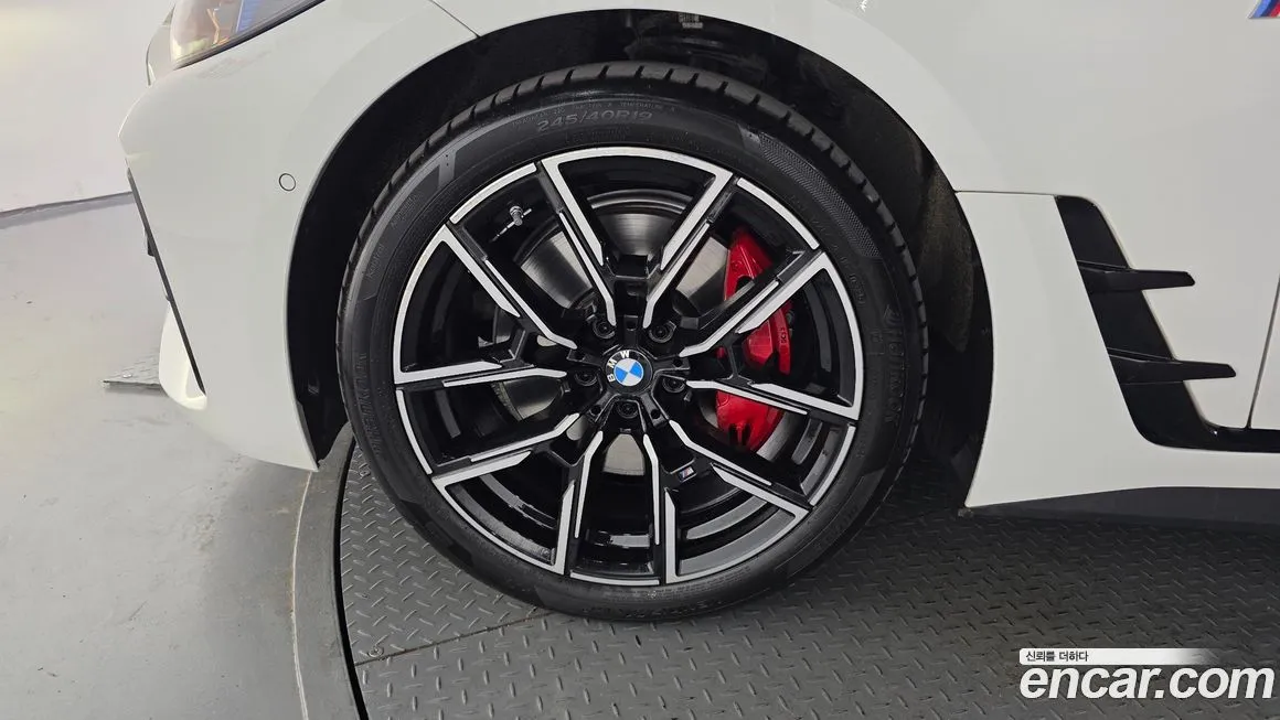 BMW 4-Series 2025 из KR, фото 6