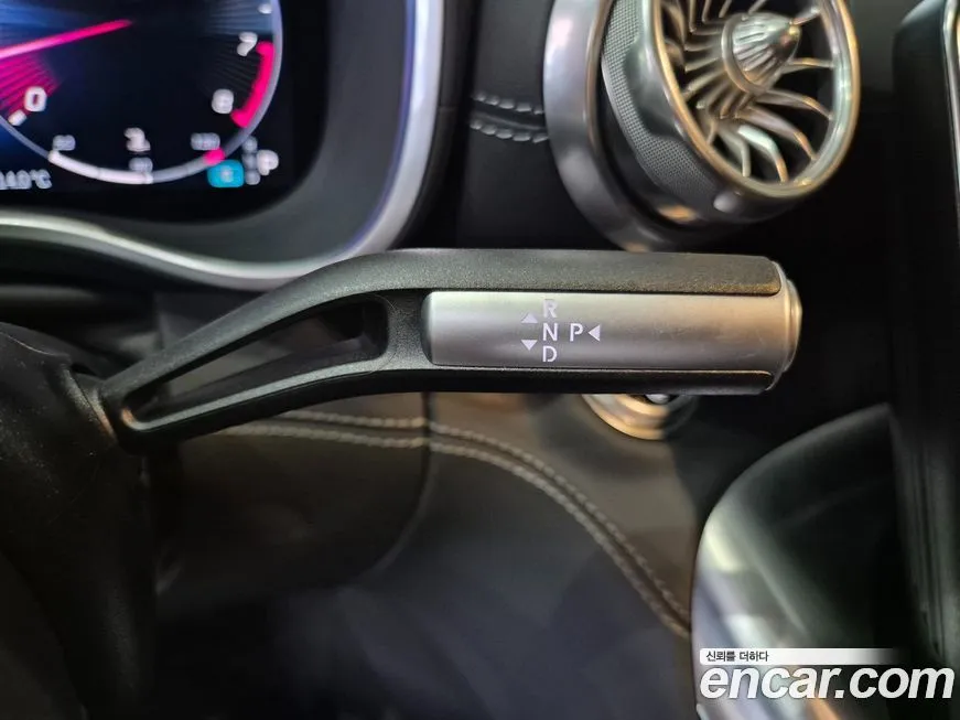 Mercedes-Benz SL-Class 2024 из KR, фото 2