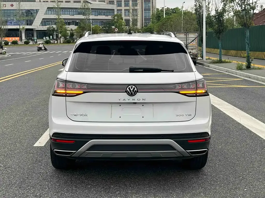 Volkswagen Tayron — фото 9