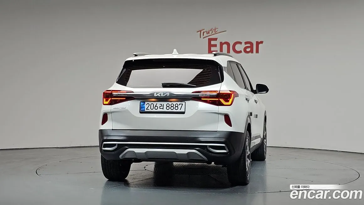 Kia Seltos 2023 из KR, фото 4