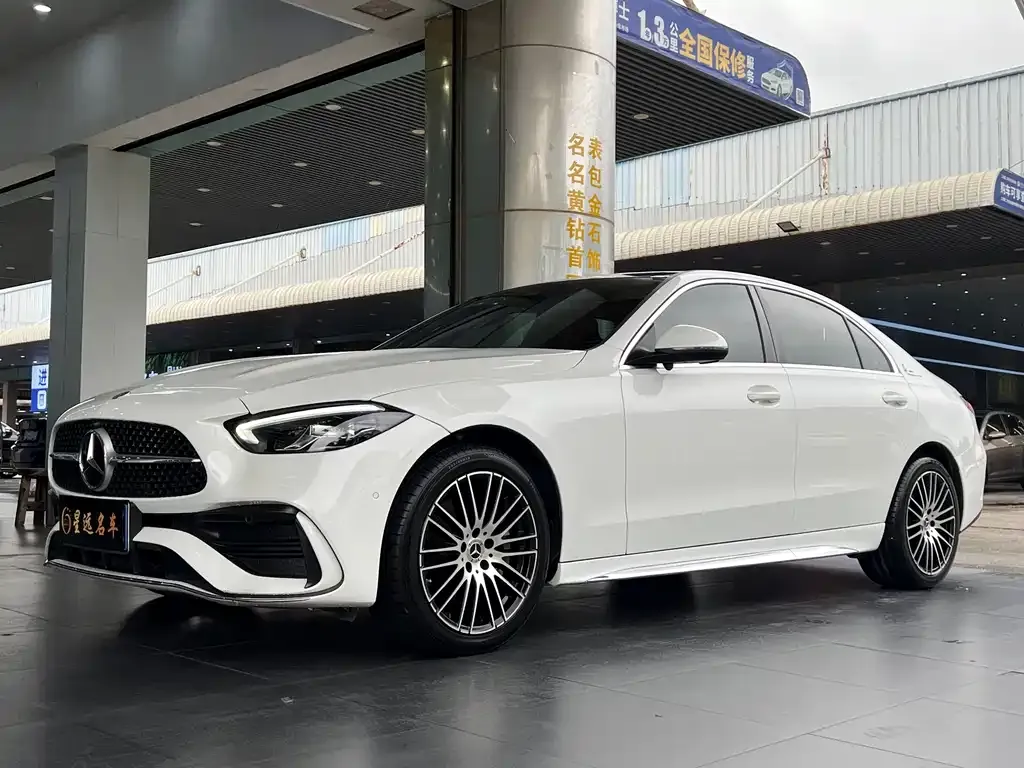 Mercedes-Benz C-Class — фото 1