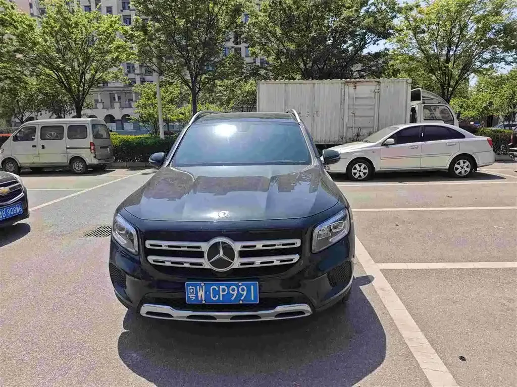 Mercedes-Benz GLB — фото 6