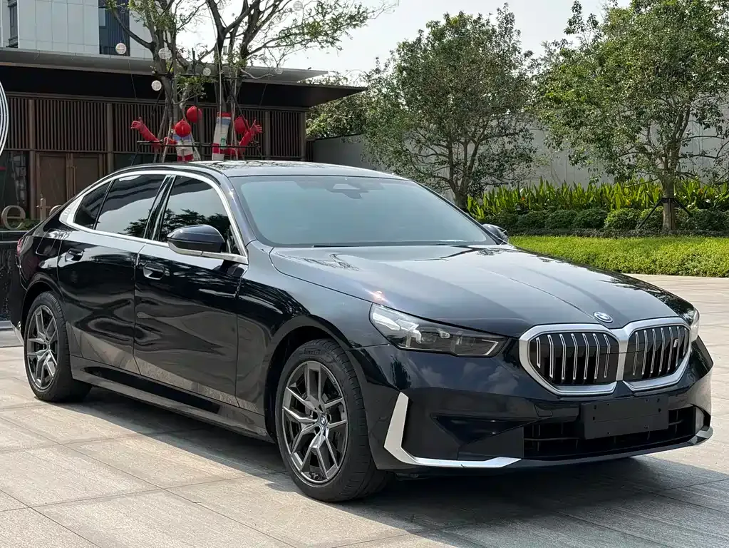 BMW i5 2024 из CN, фото 7