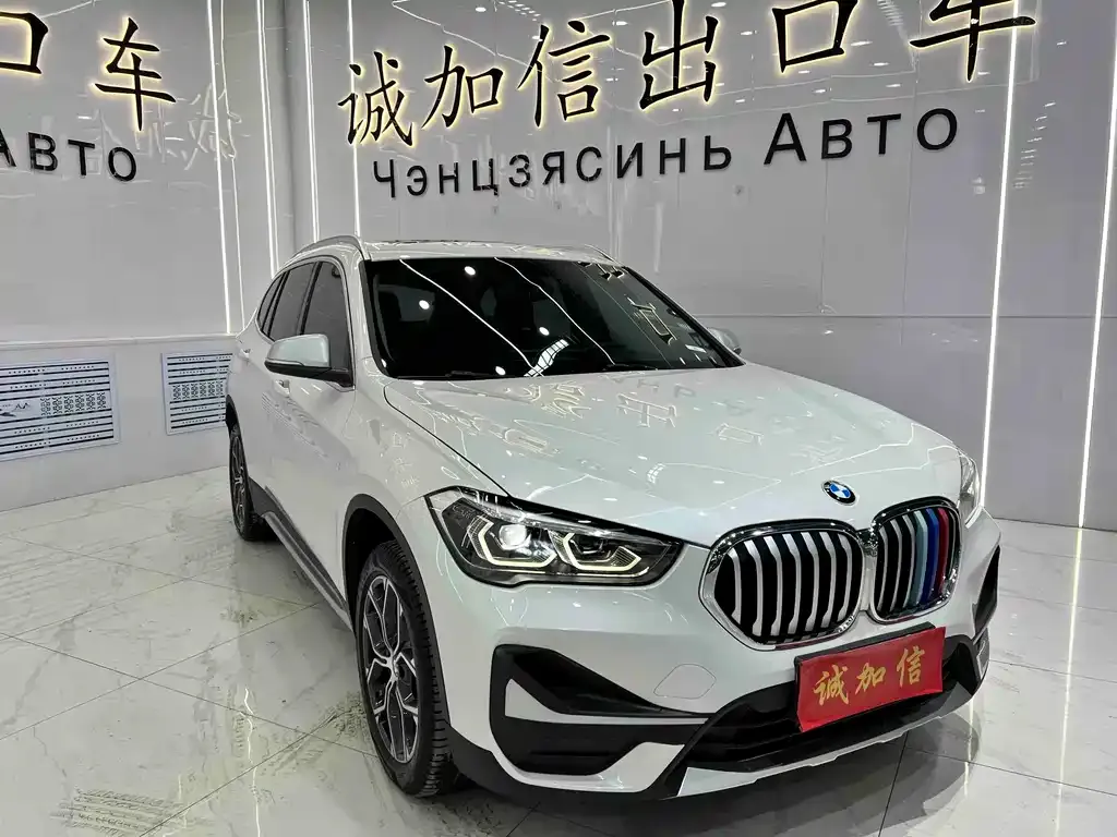 BMW X1 — фото 4