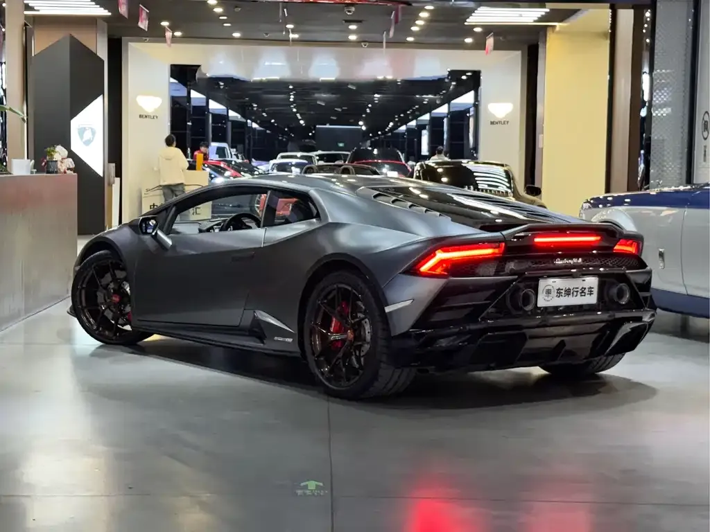 Lamborghini Huracan 2021 из CN, фото 9