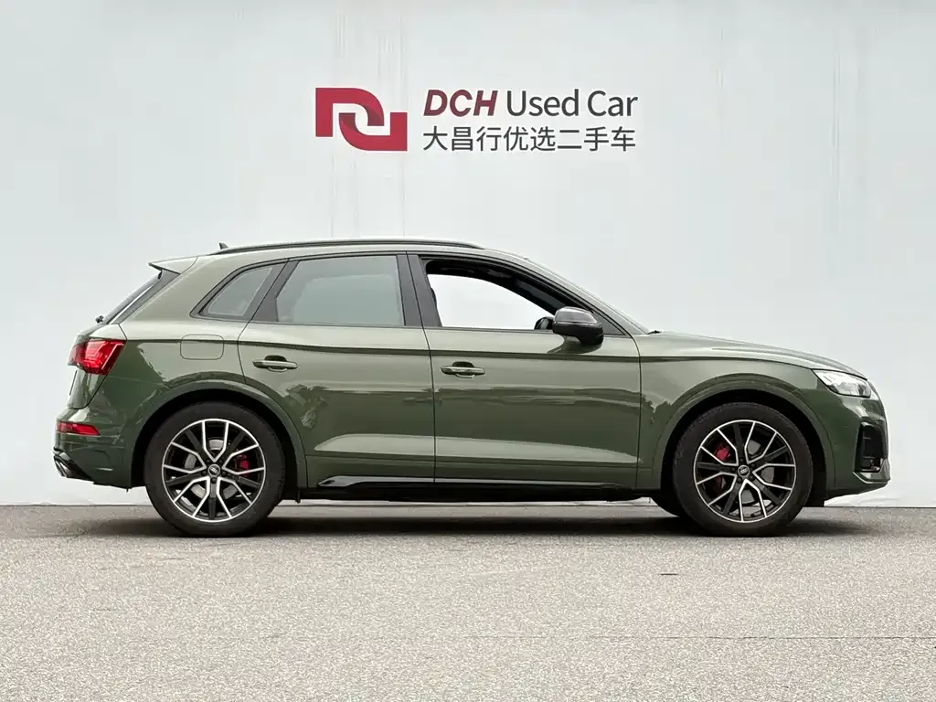 Audi SQ5 2023 из CN, фото 6