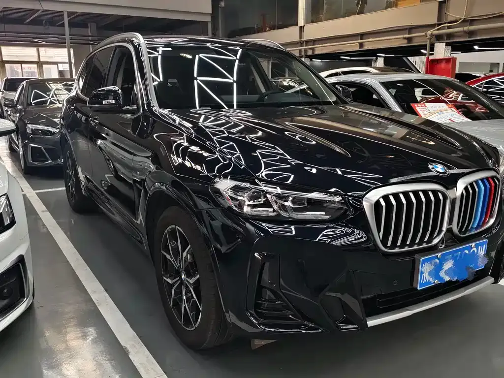 BMW X3 — фото 9