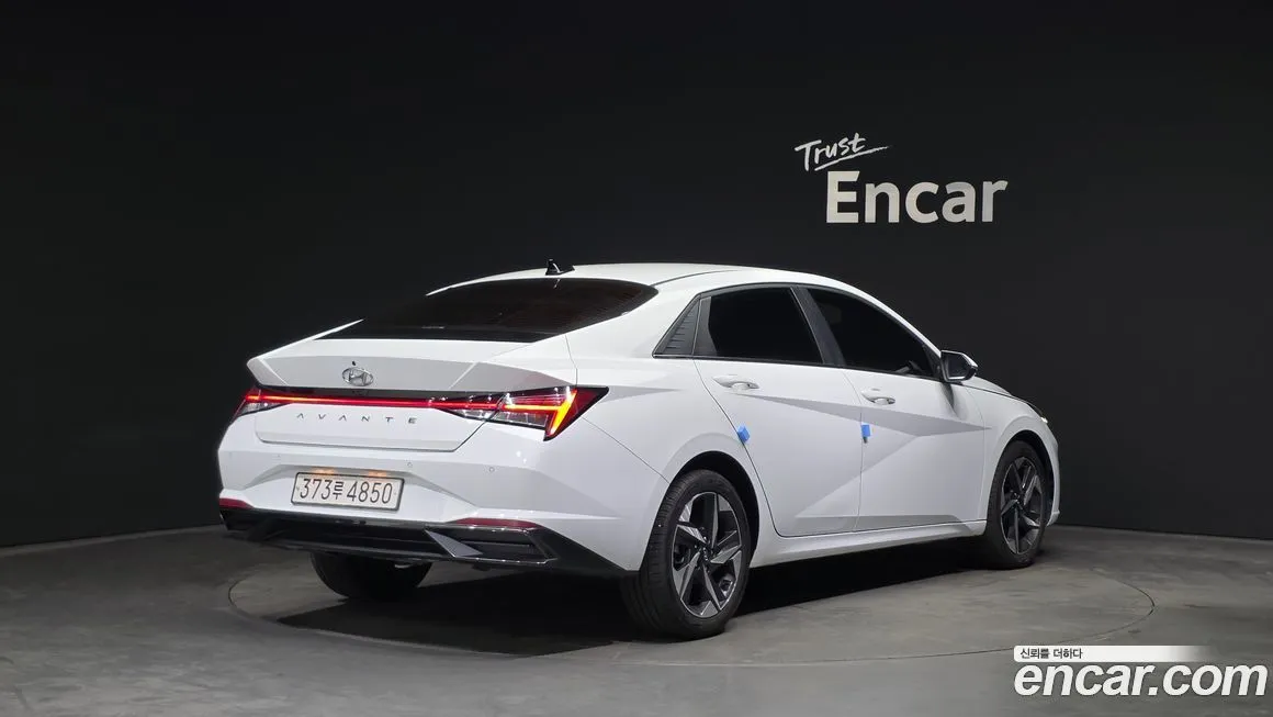 Hyundai AVANTE — фото 2