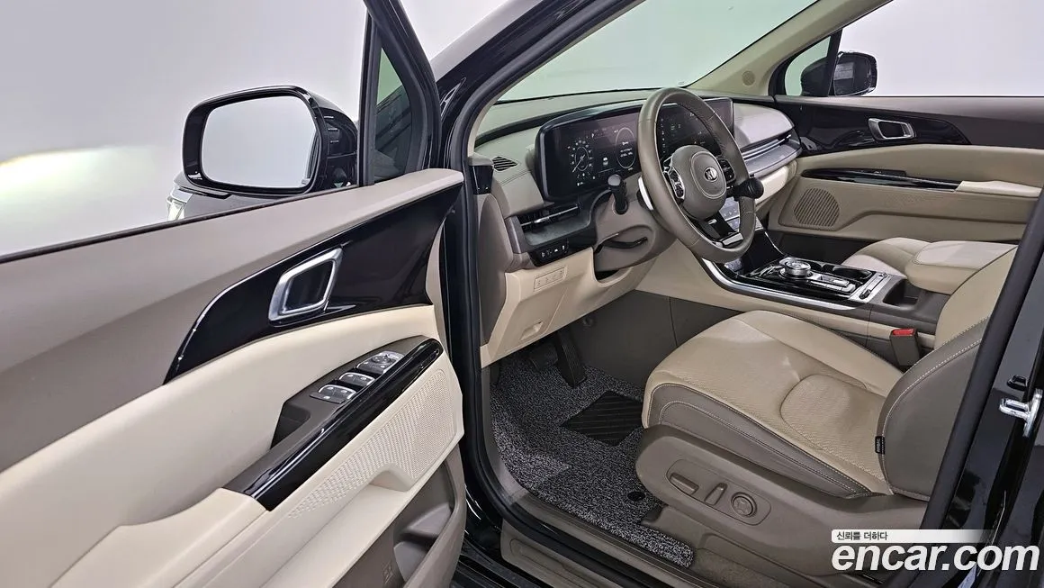 Kia Carnival — фото 5