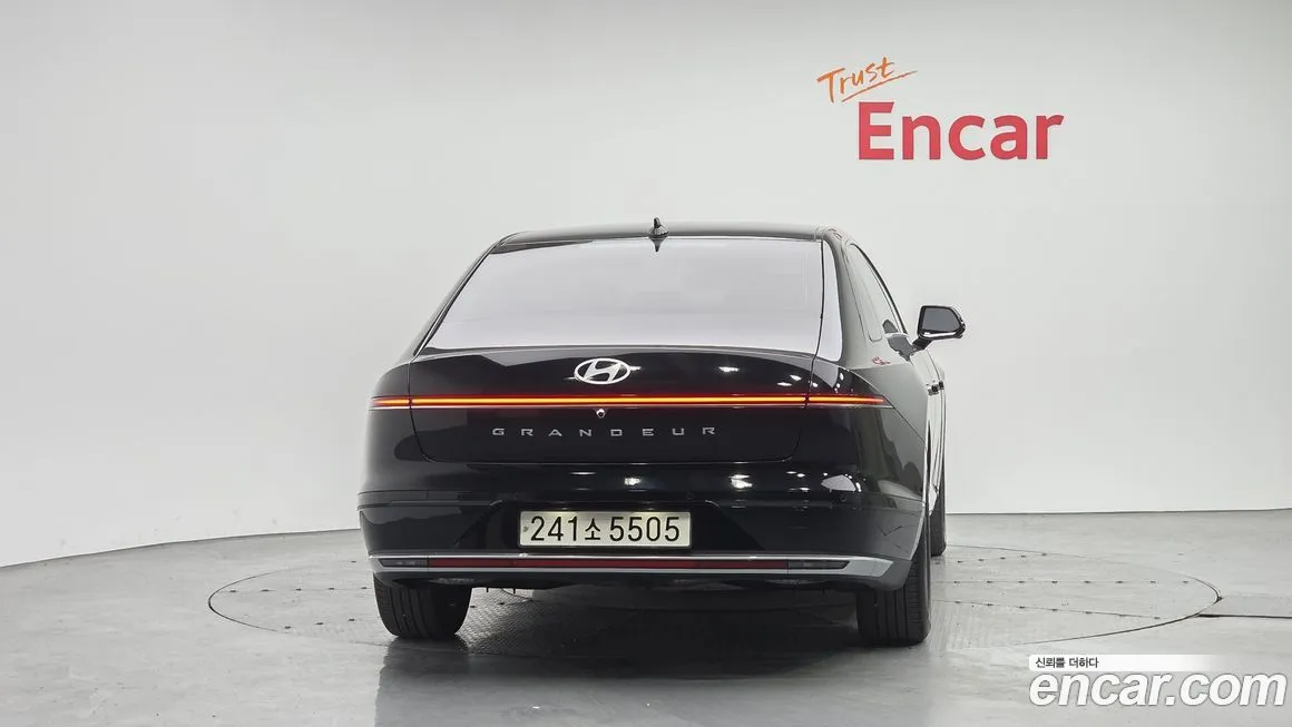 Hyundai Grandeur 2023 из KR, фото 3