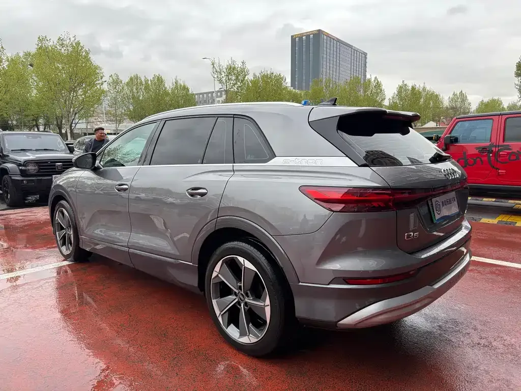 Audi Q5 e-tron 2024 из CN, фото 6