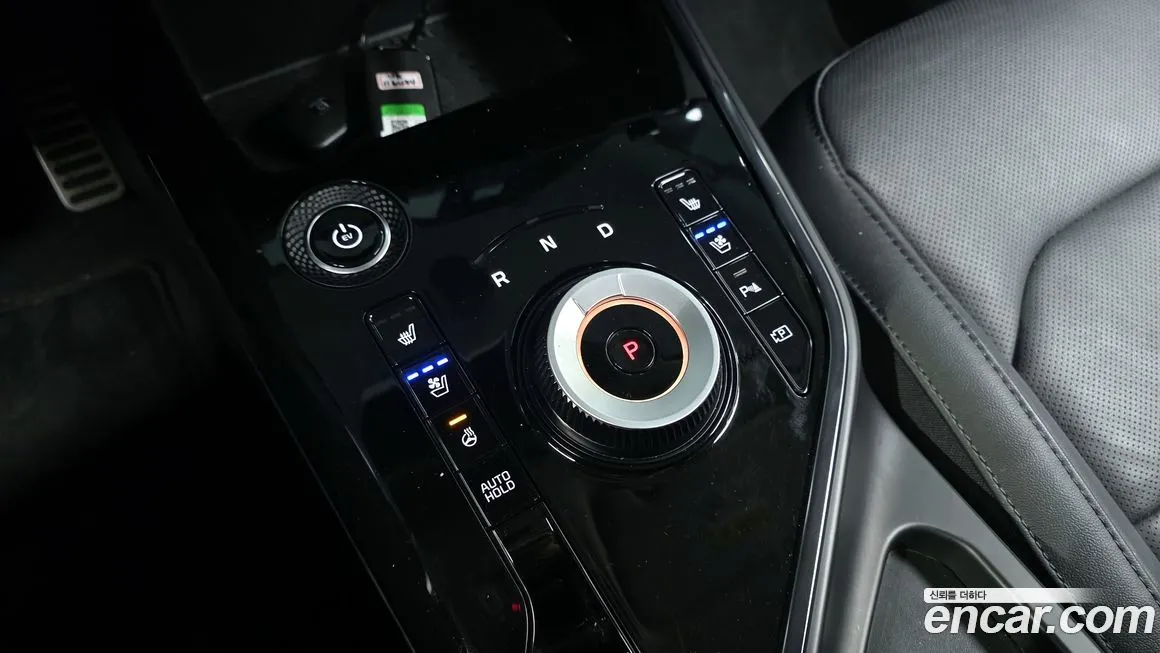 Kia Niro — фото 8